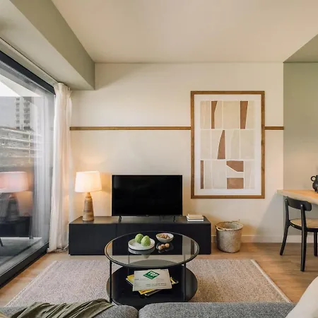 Apartment Areosa - 1 Bedroom In Parque Nacoes Lisbon