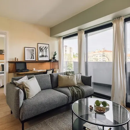 Apartment Areosa - 1 Bedroom In Parque Nacoes *
