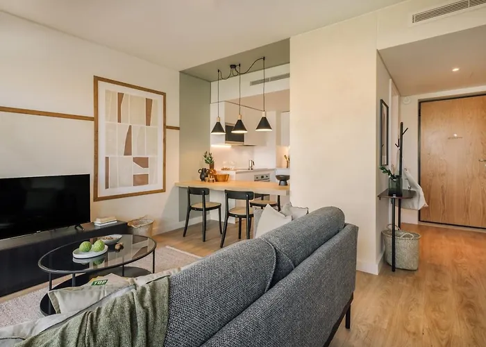 Areosa - 1 Bedroom In Parque Nacoes * Lisboa